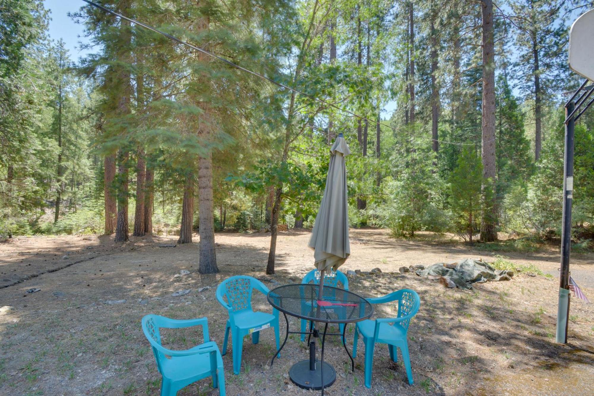 Riverfront Home Near Yosemite National Park! Groveland Extérieur photo